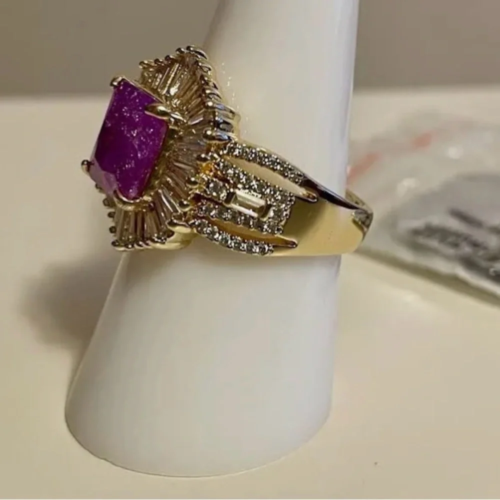 Bomb Party RARE UNICORN Ring Too‎ Brilliant To behave ring Size 8